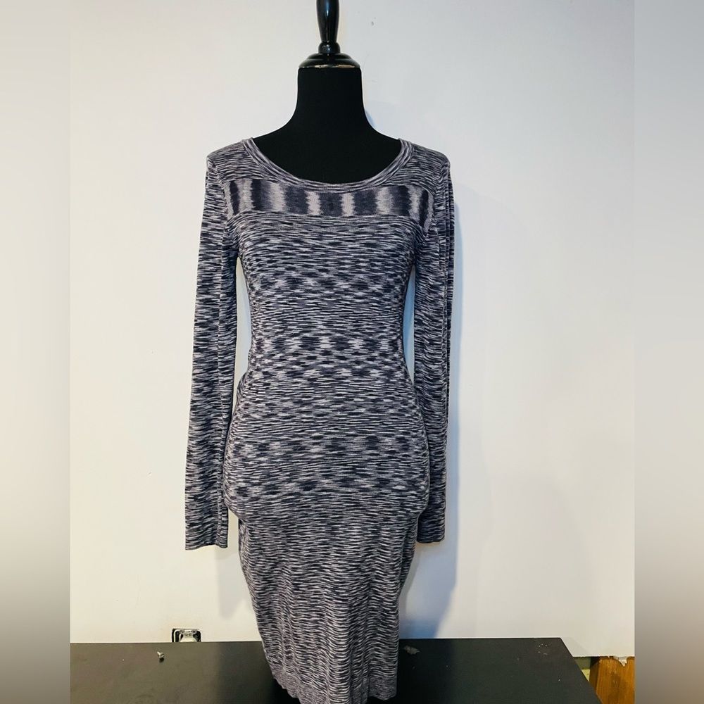 Tart long Sleeve Gray and White Dress S:M